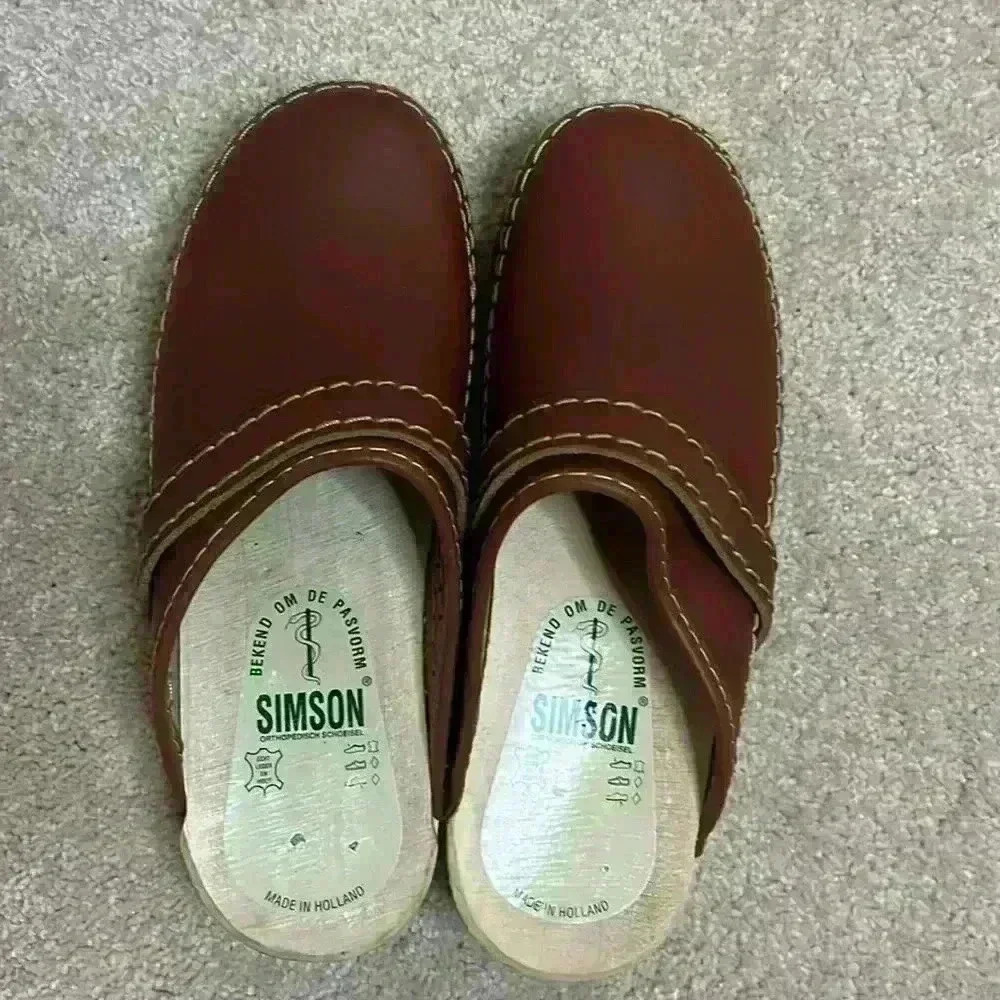 Simson Dutch Made Leather Artisan Clog